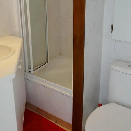 In With Access Apartment *