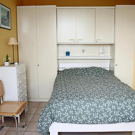 Apartment In With Access *